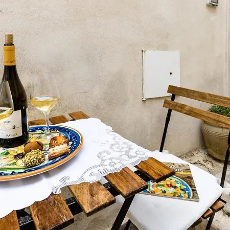 Casa Dammuso Duplex By Wonderful Italy Casa vacanze Scicli